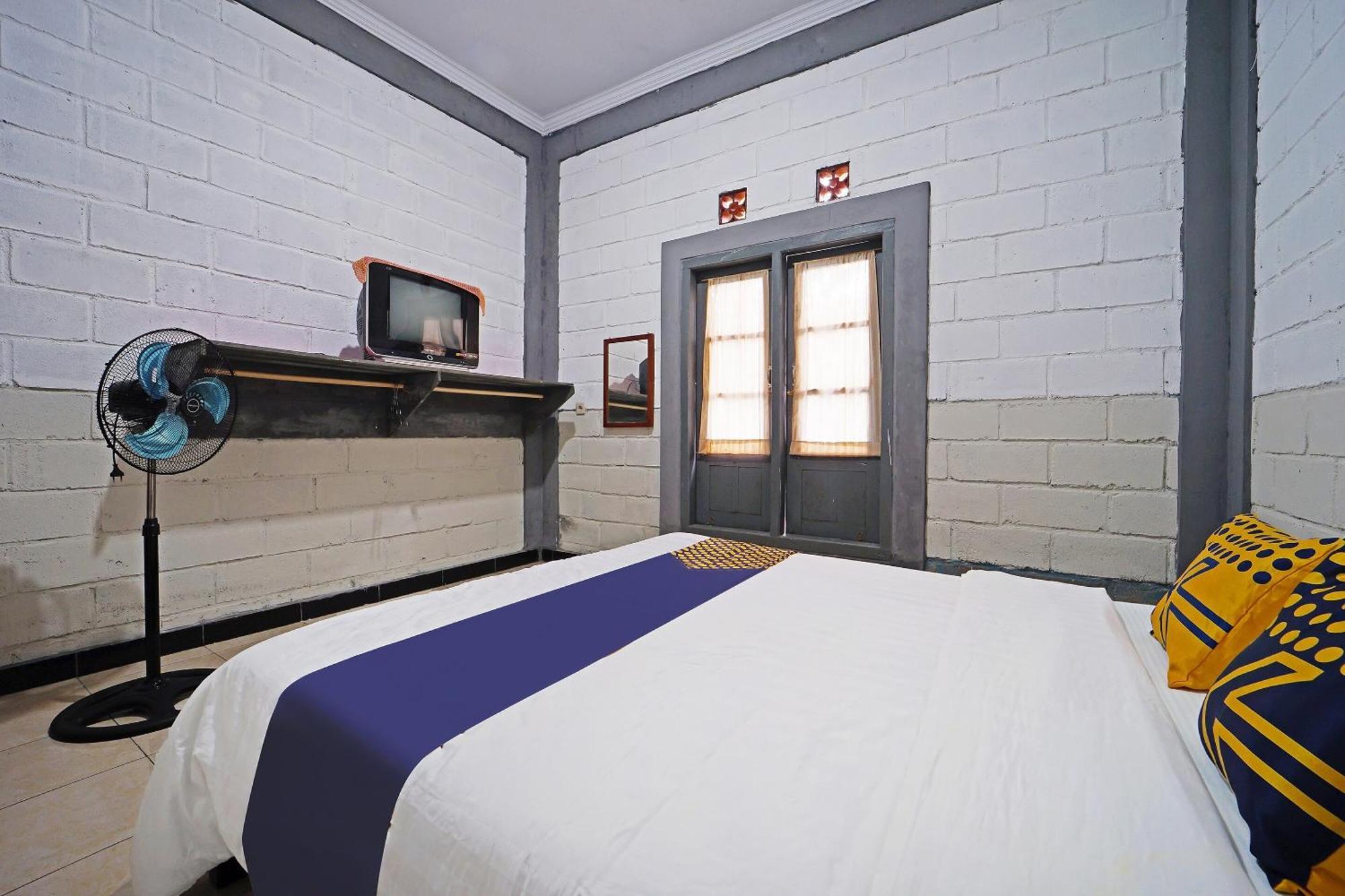 SPOT ON 91085 Griya Estu Wening Otel Sleman  Dış mekan fotoğraf