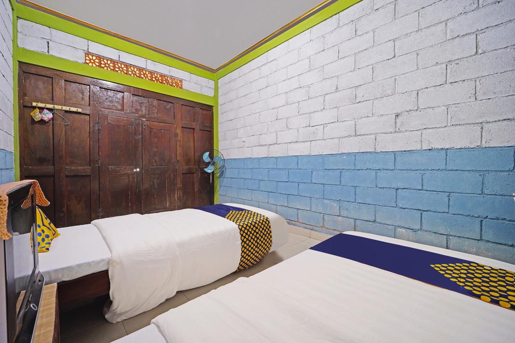 SPOT ON 91085 Griya Estu Wening Otel Sleman  Dış mekan fotoğraf